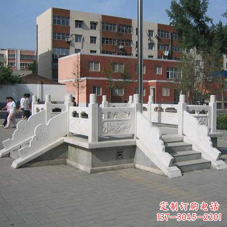 益阳汉白玉学校升旗台雕塑