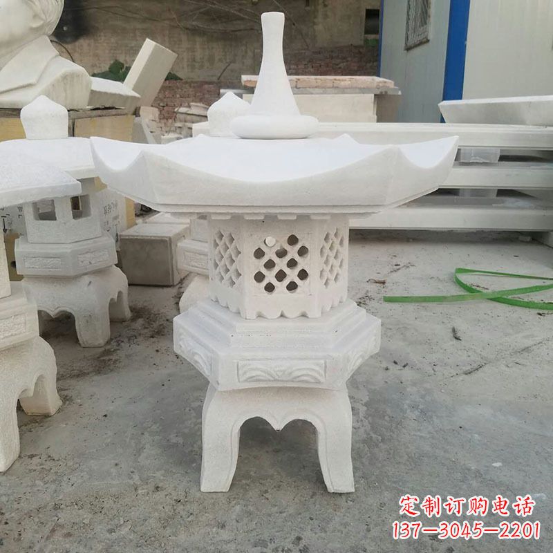 益阳汉白玉中式石雕灯笼