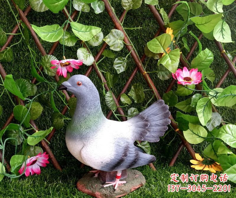 益阳铁饰和平,艺术和爱的和平鸽雕塑