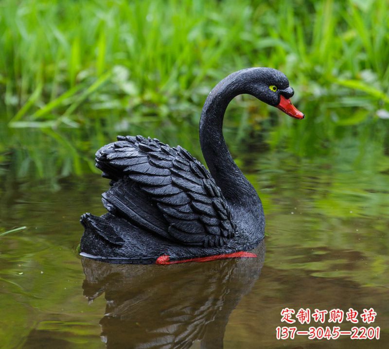 益阳精致风范:黑天鹅展翅玻璃钢仿真雕塑