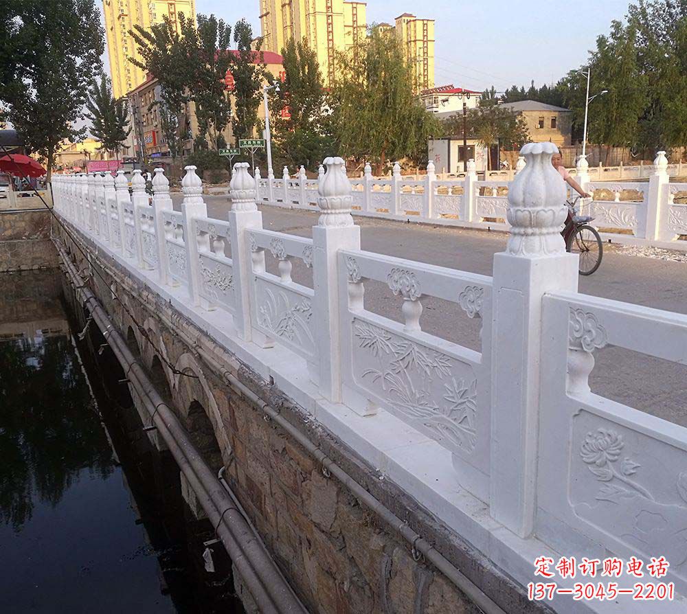 益阳精美大气的城市栏板石雕
