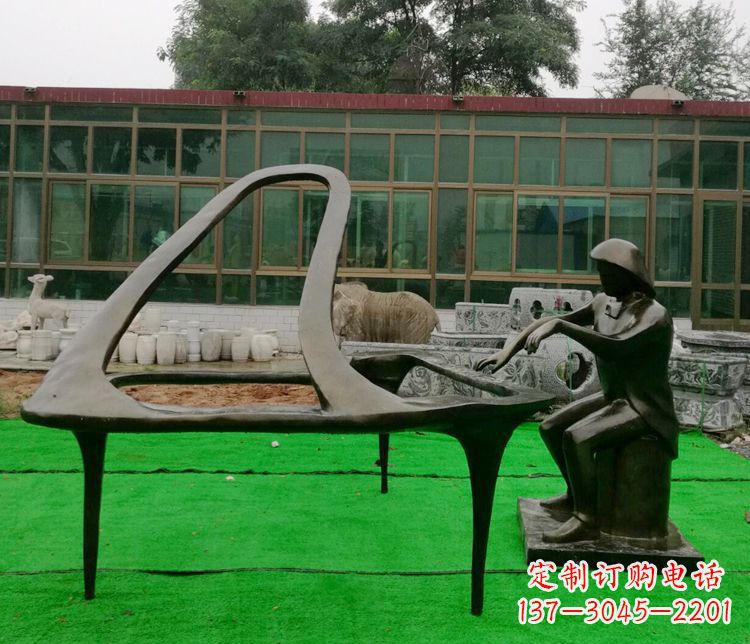 益阳精美钢琴雕塑,完美结合实用性与艺术美感