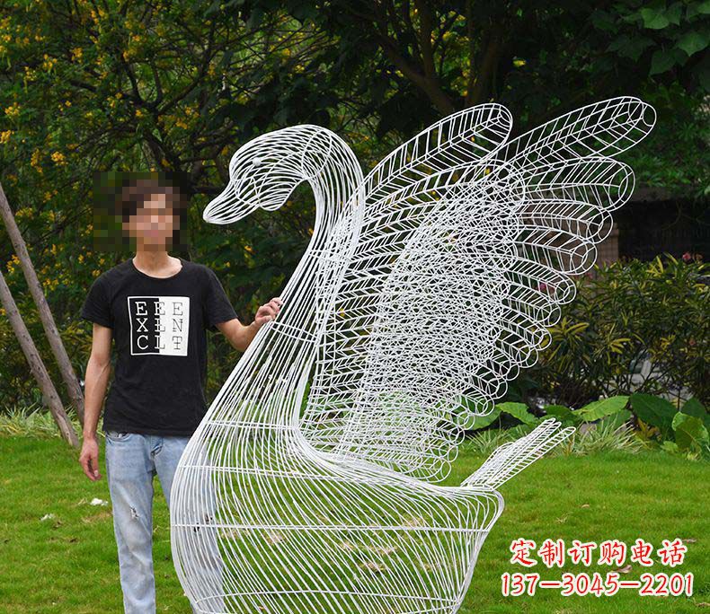 益阳艺术精灵——户外不锈钢天鹅雕塑