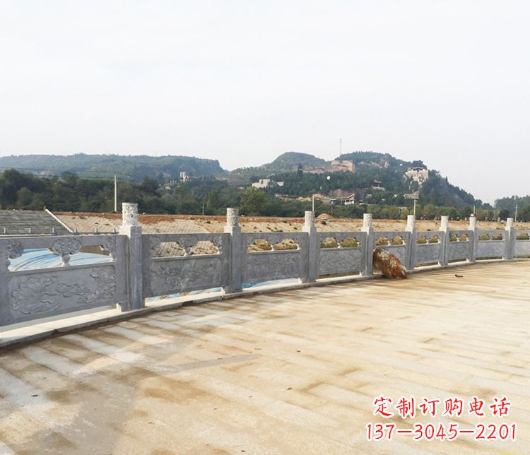 益阳护城河大理石栏板石雕