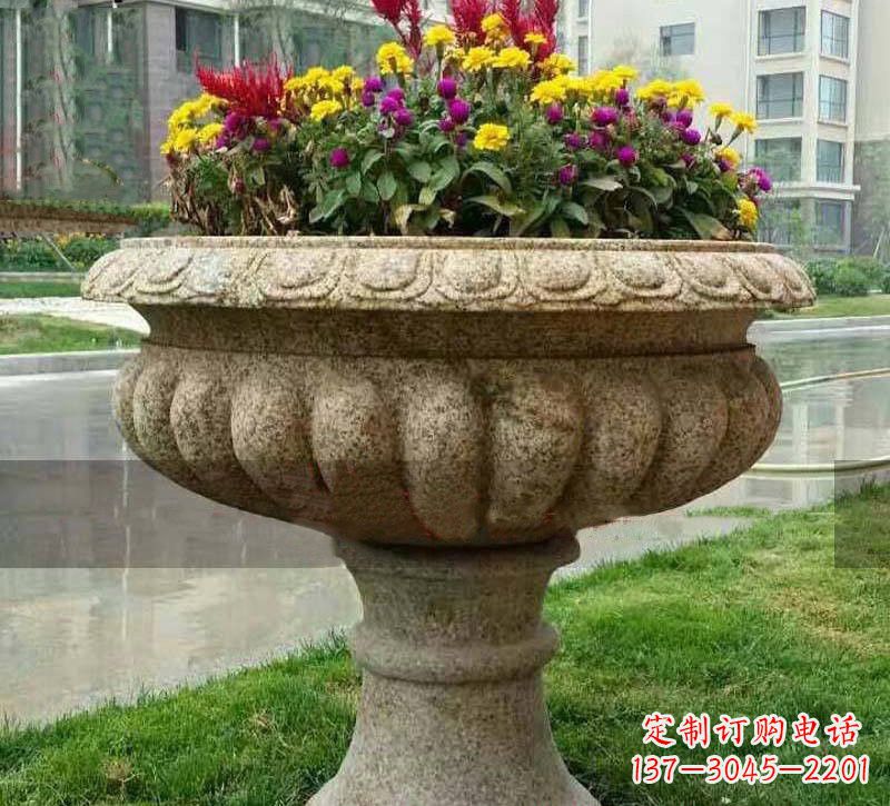 益阳花岗岩小区花盆石雕,精美绝伦
