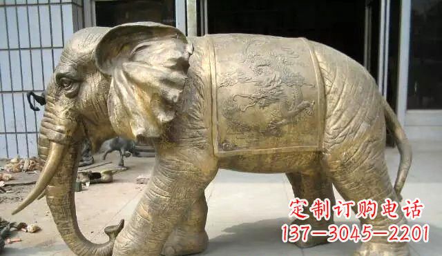 益阳拥有好运的黄铜吉祥大象雕塑