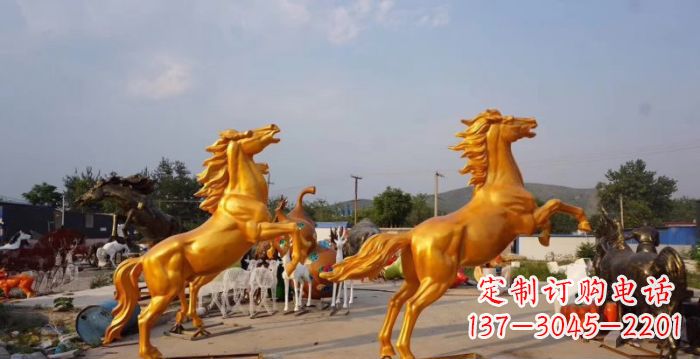 益阳高品质黄铜色奔马铜雕