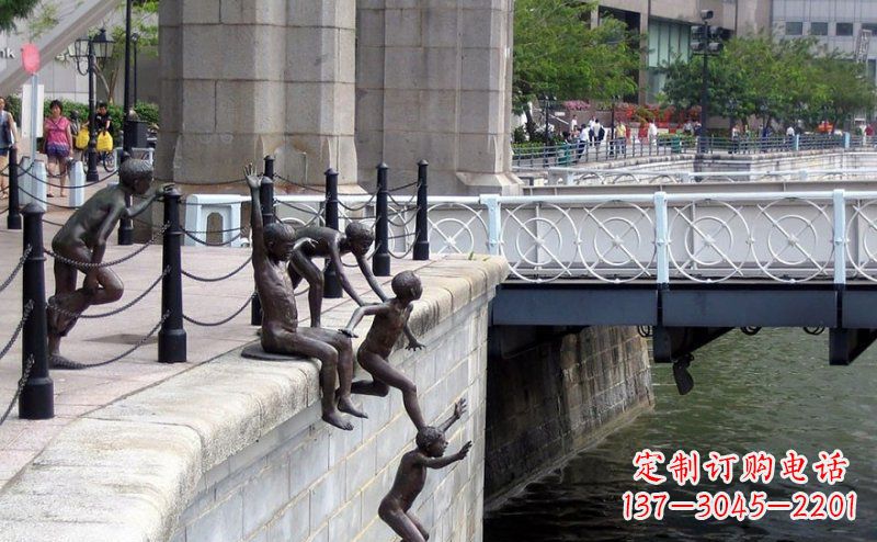 益阳街边跳水的小孩小品铜雕