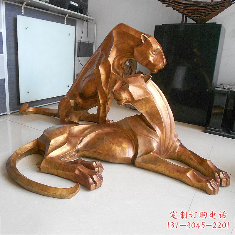 益阳草坪广场商场十二生肖铜雕豹塑