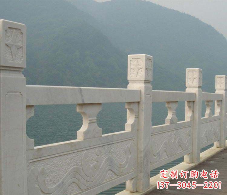 益阳中领雕塑:景区大理石栏板石雕