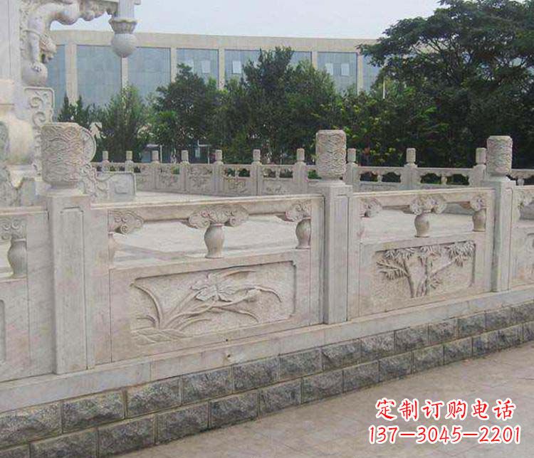 益阳中领雕塑:精美石材栏板雕塑