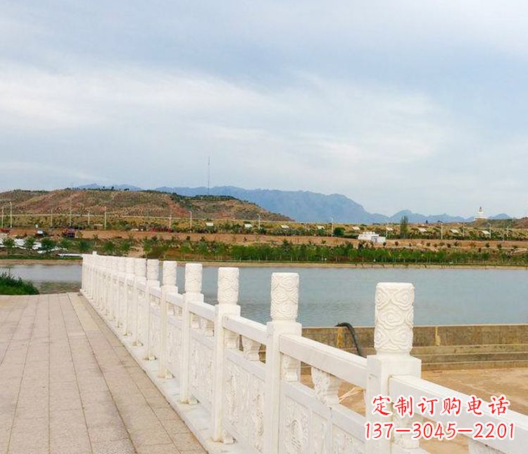 益阳高贵大气的石头栏板雕塑