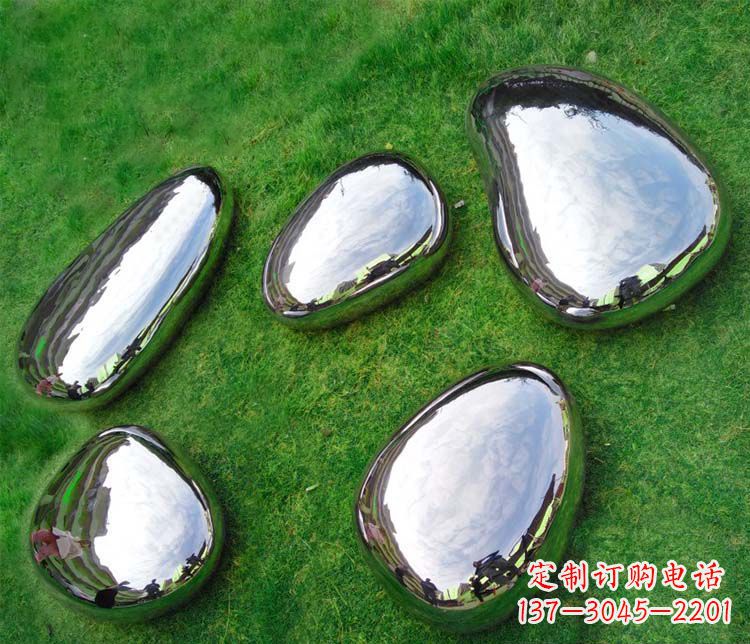 益阳简约而优雅的镜面不锈钢水滴雕塑