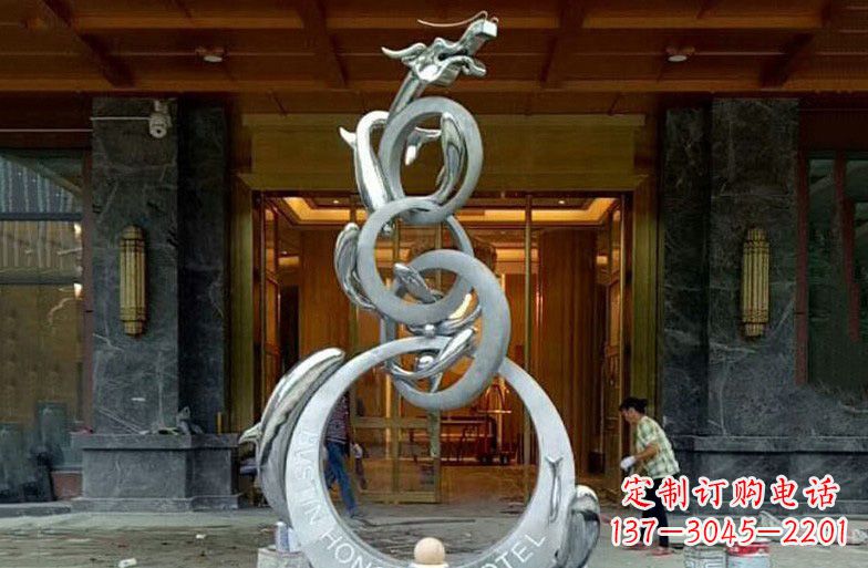 益阳中领雕塑高端定制不锈钢龙门雕塑