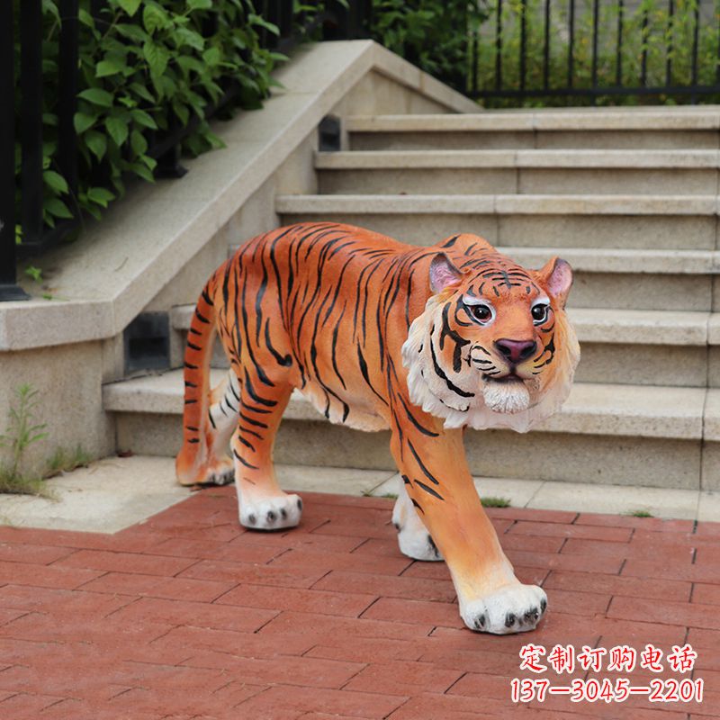 益阳老虎玻璃钢仿雕塑—小区园林室外装饰品