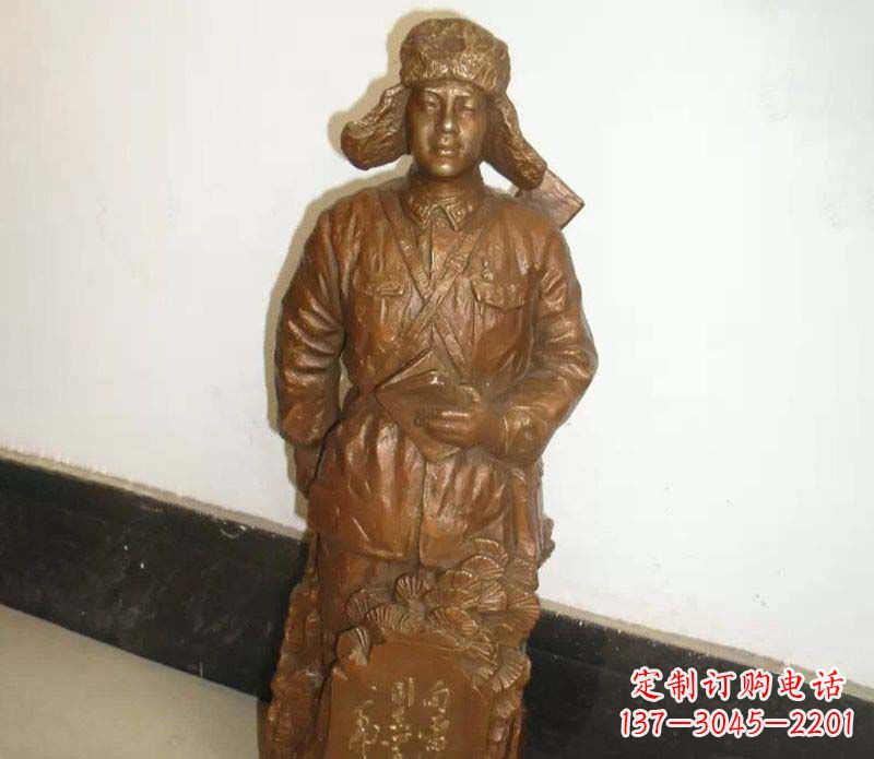 益阳纪念雷锋的精美铜雕