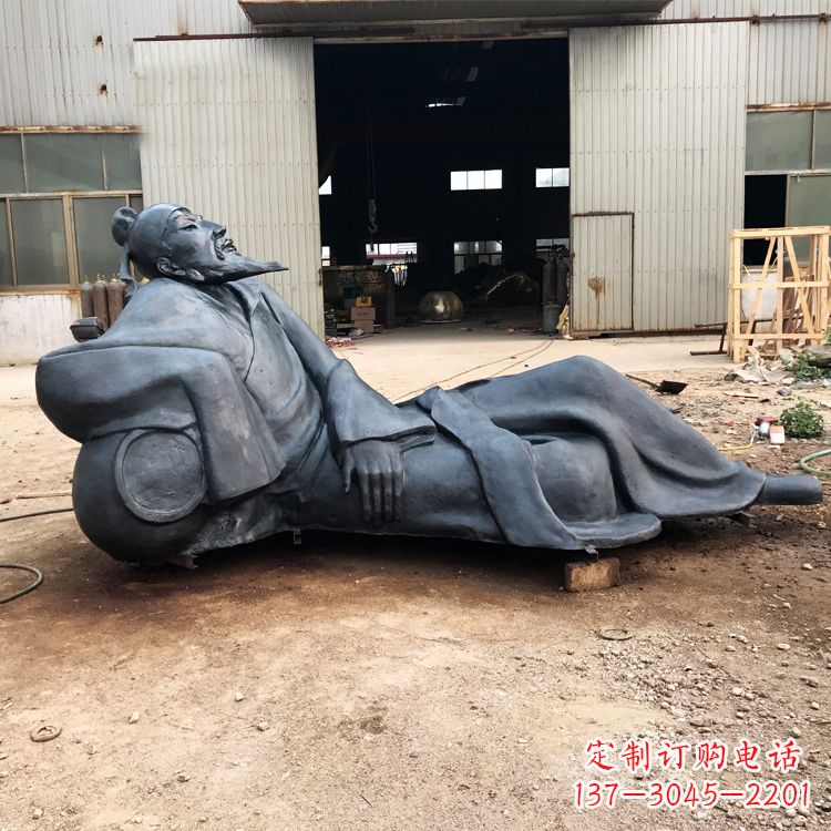 益阳李白醉卧铜雕塑
