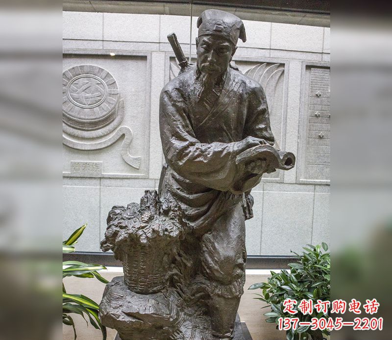 益阳中领雕塑自主研发了高雅李时珍铜雕,它以历…