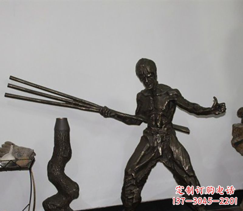 益阳海量李小龙铜雕尽显功夫之美