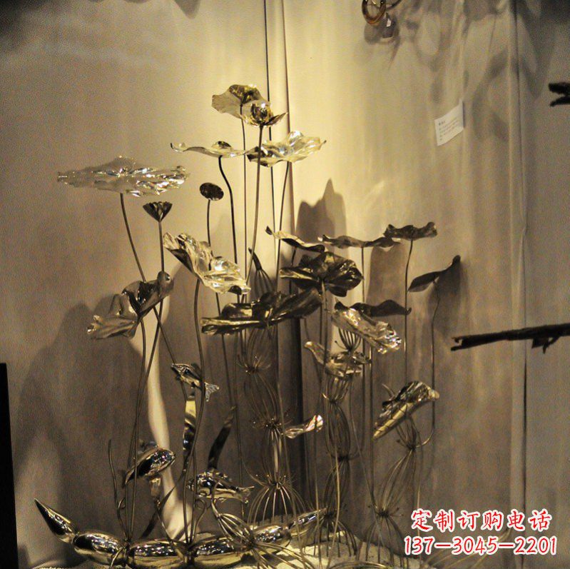 益阳莲花雕塑-造型优雅,精致美观