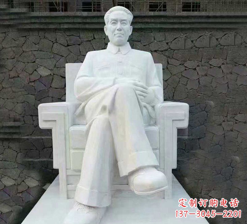 益阳珍贵历史——纪念刘少奇伟人的大理石雕塑
