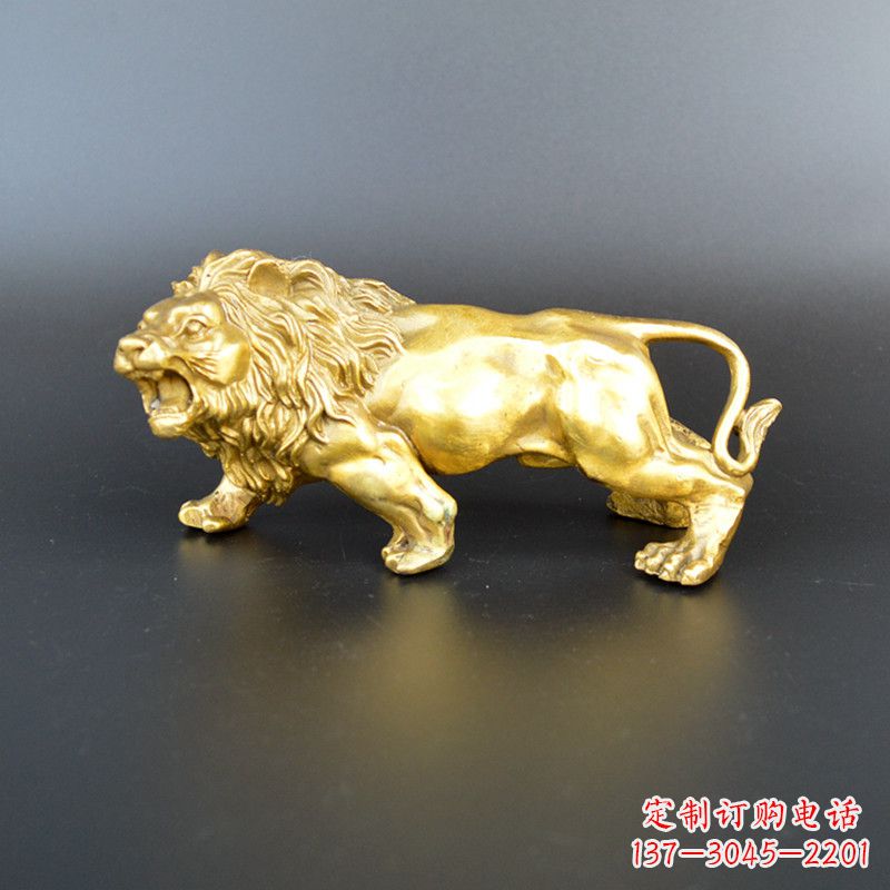 益阳鎏金西洋狮子雕塑