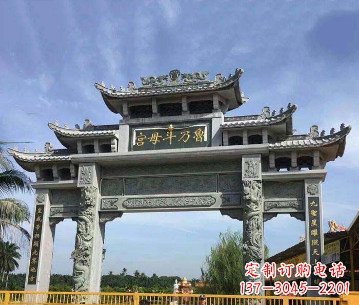 益阳独具特色的石雕牌坊雕塑