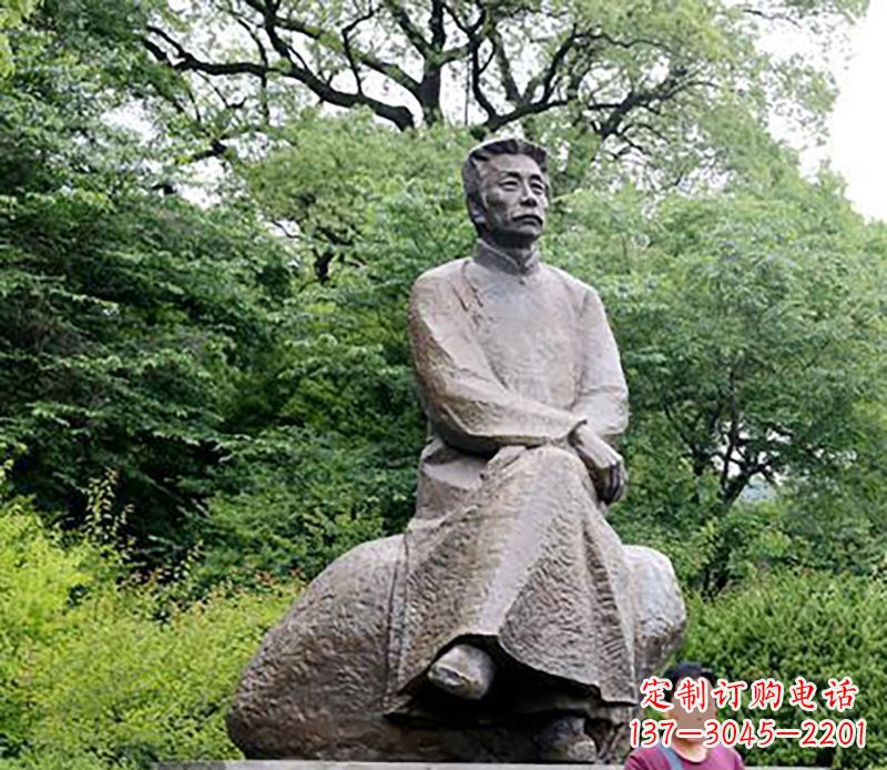 益阳倾情打造鲁迅公园手工雕塑