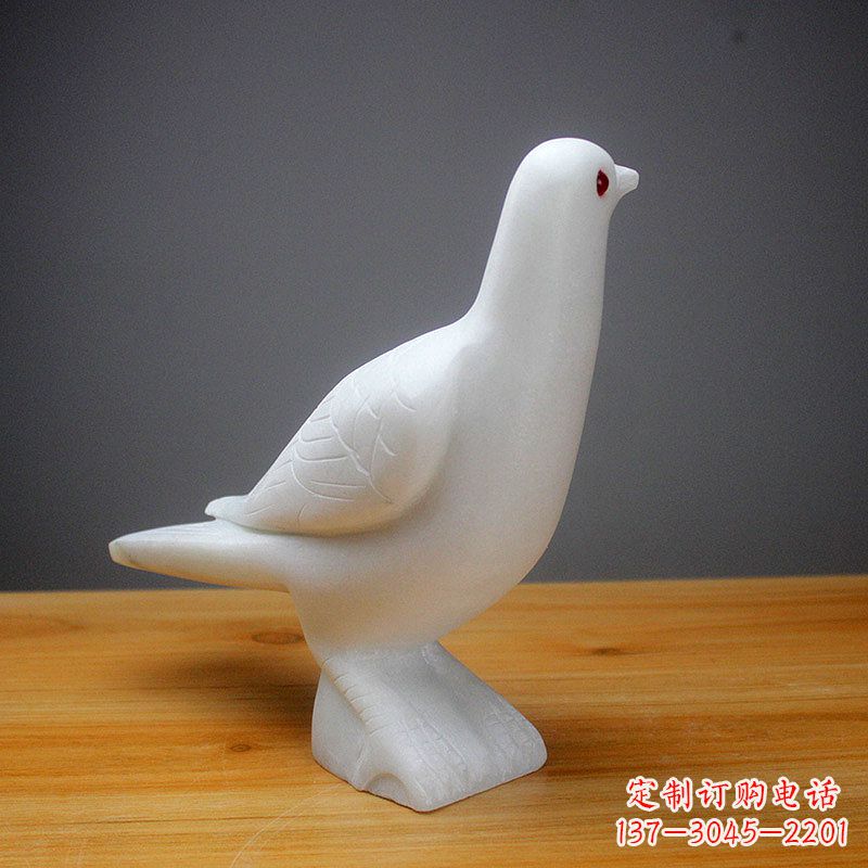 益阳伦敦和平鸽雕塑,纪念历史,拥抱和平