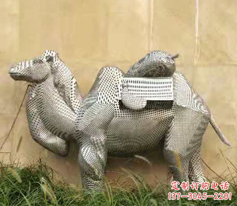 益阳骆驼不锈钢户外雕塑