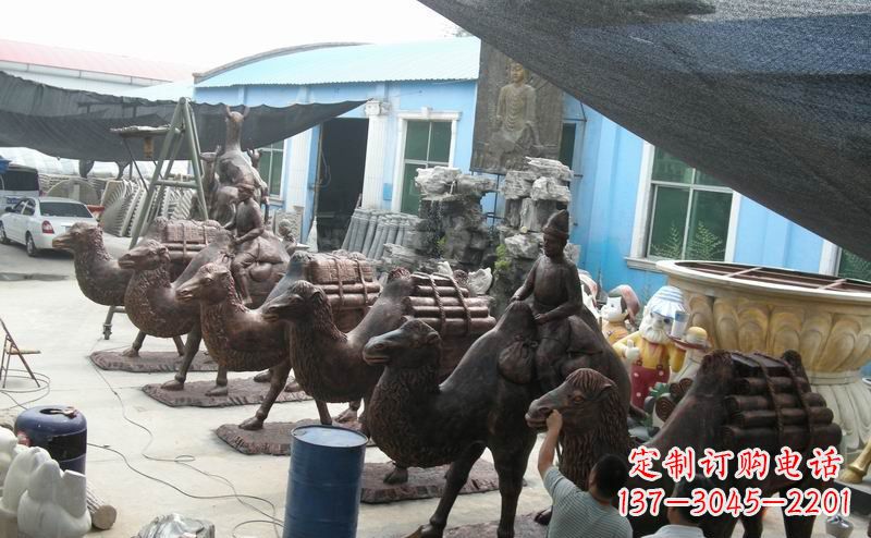 益阳骆驼公园动物铜雕魅力无限