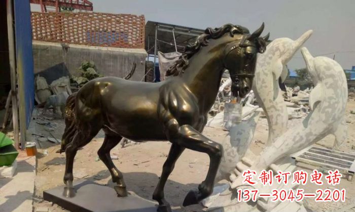 益阳高品质马玻璃钢动物雕塑