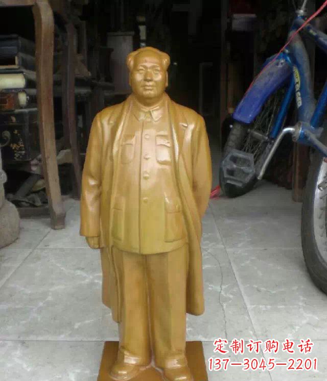 益阳毛主席仿铜雕塑:唤醒历史的记忆