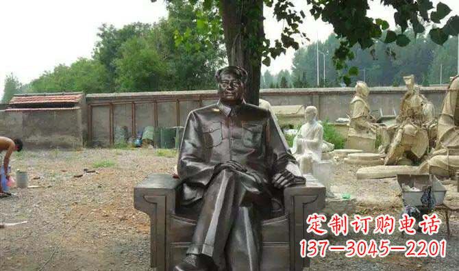益阳中领雕塑推出的主席雕塑珍藏版,由高级工艺…