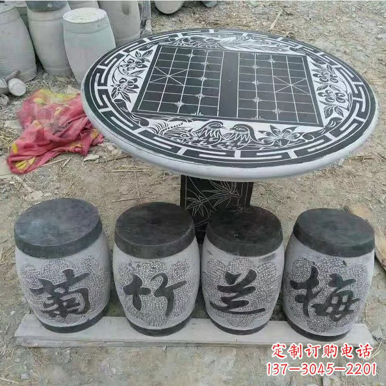 益阳传统文化融入石桌凳雕塑
