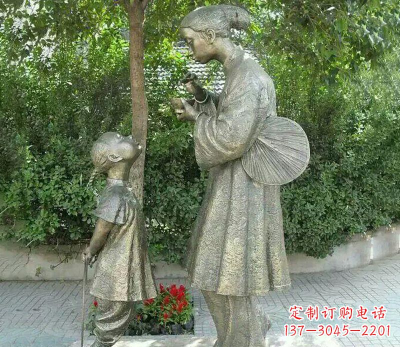 益阳用浓浓母爱温暖心中的母亲雕塑