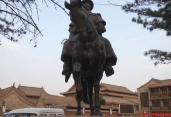 益阳雕刻精美的蒙古人骑马铜雕