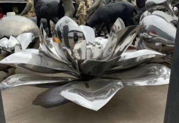 益阳镜面不锈钢荷花雕塑，精致优雅演绎着无限美丽