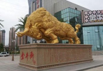 益阳鎏金开荒牛铜雕像，城市街道景观动物雕塑