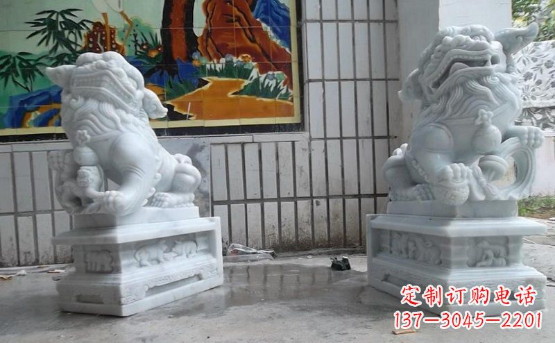 益阳外观优雅的狮子石雕
