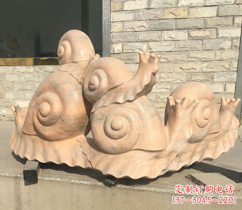 益阳爬行蜗牛石雕