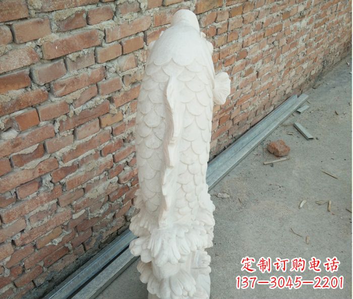 益阳华丽而高雅,精美绝伦的喷水鲤鱼公园石雕