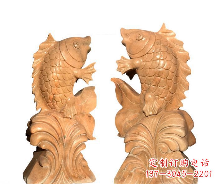 益阳中领雕塑:精美的鲤鱼喷水晚霞红石雕