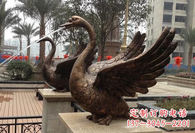 益阳喷水天鹅铜雕 (2)