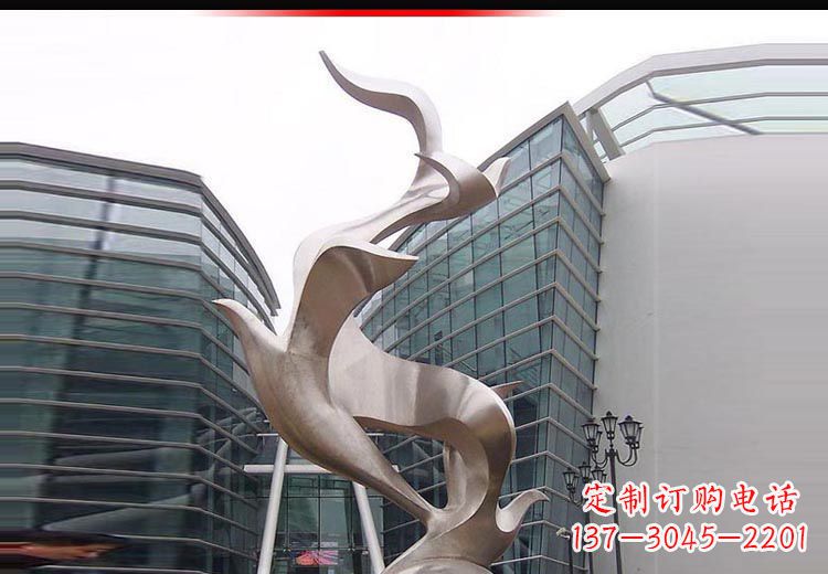 益阳不锈钢雄鹰雕塑,永久定制精美景观