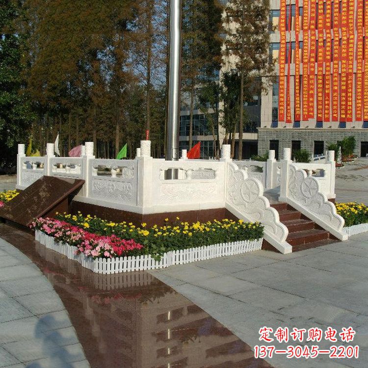 益阳企业汉白玉石雕广场升旗台