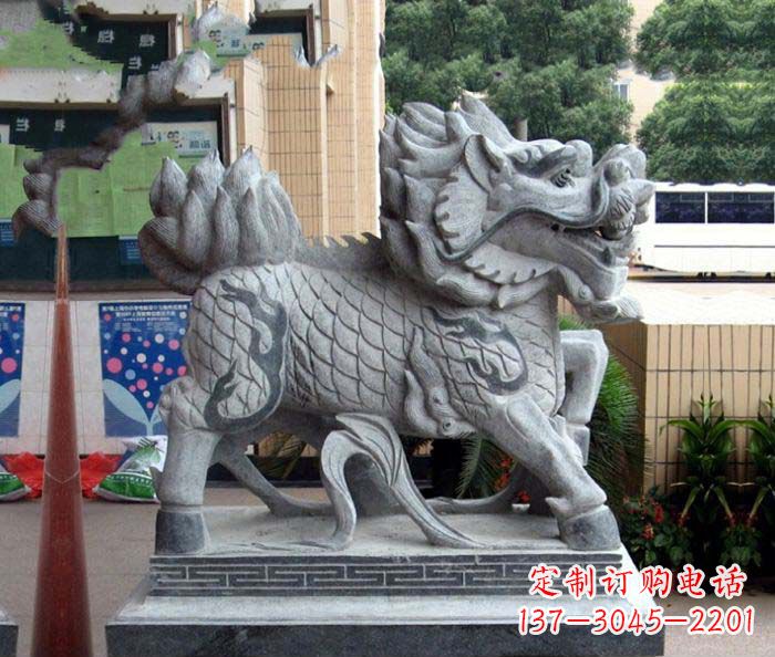 益阳精美绝伦的麒麟雕塑