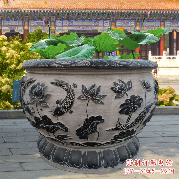 益阳精美绝伦的青石鱼缸雕塑