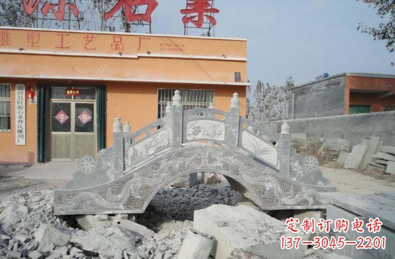 益阳青石仿古拱桥雕塑,令领雕塑为您打造
