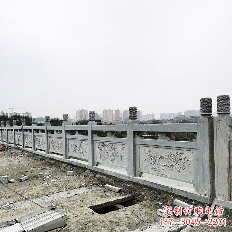 益阳青石户外石雕栏板引人入胜的艺术之美